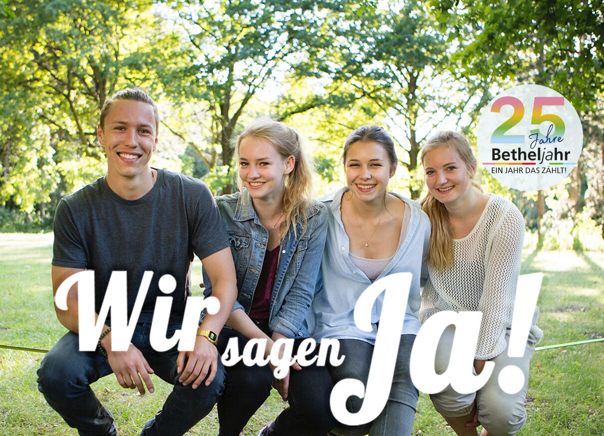 Vier junge Leute sitzen auf einer Slackline - die Headline hei�t: Wir sagen Ja!